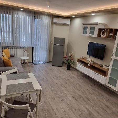 Flowers Apartment Dobricz Zewnętrze zdjęcie